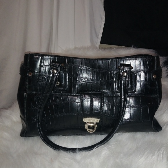 Liz Claiborne Handbags - Liz Claiborne Black Gator Bag Medium
